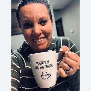 Meet your Posher, Liz